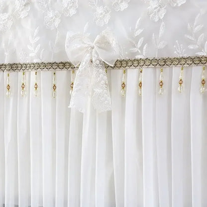 📺 Universal Adjustable Design – Fits All TV Sizes (24" to 65"+) Perfectly! ✨ Lace Fabric Curtain Premium Floral TV Cover