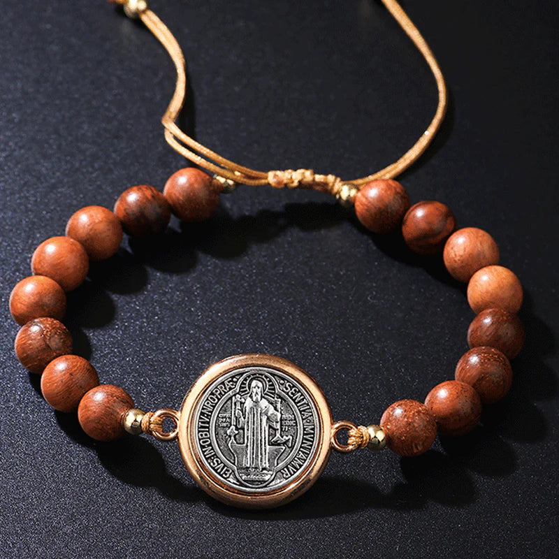🛡️A loyal companion for guardian spirits✨Bracelet made of natural wood beads with a St. Benedict motif🎁Adjustable, suitable for women and men